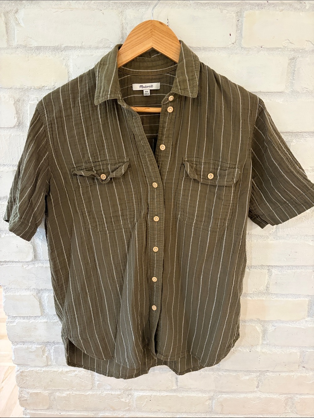 Madewell Lightspun Olive Green Striped Short-Sleeve Button-Down Shirt (B5)